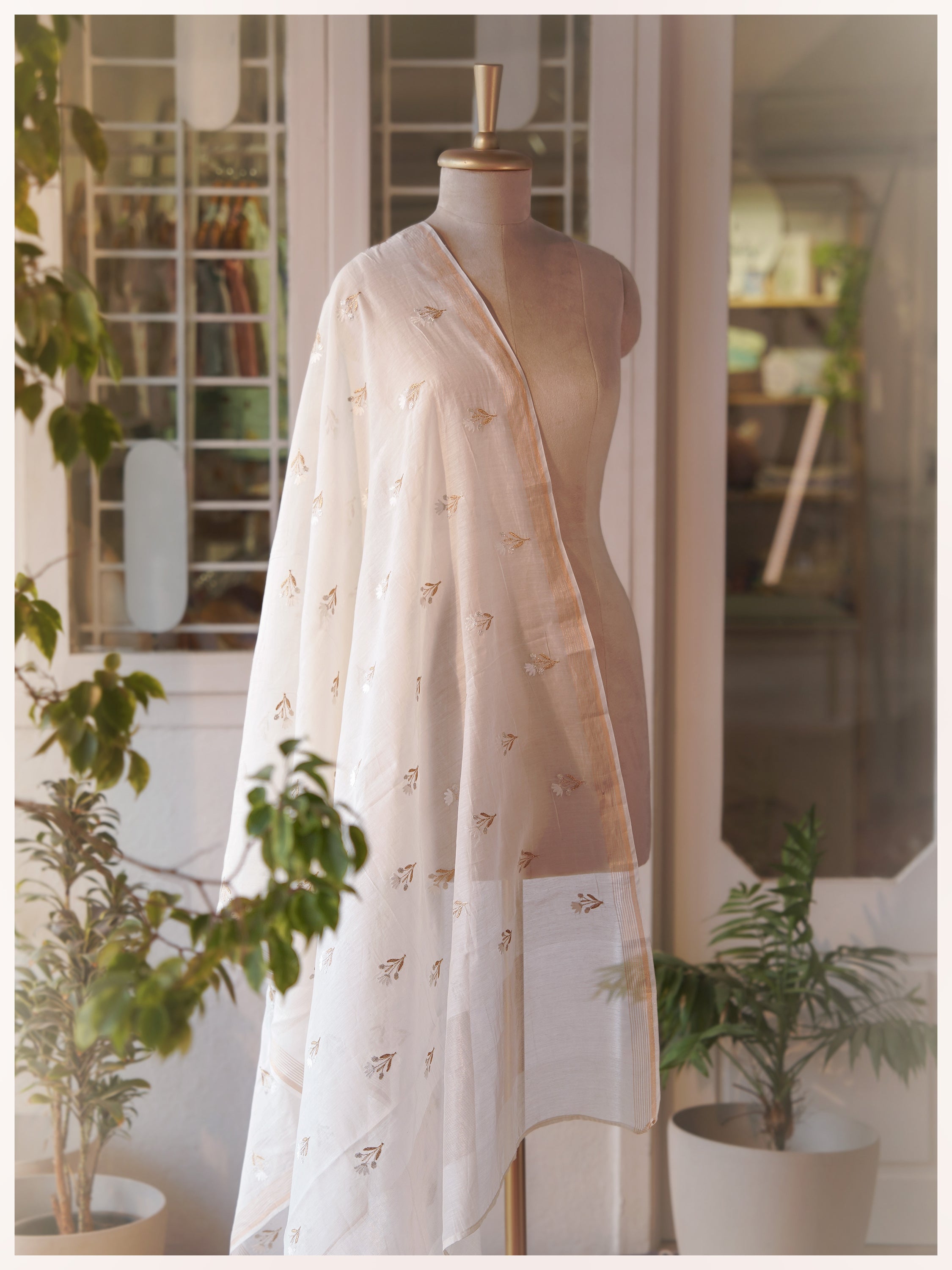 chanderi  embroidery dupatta