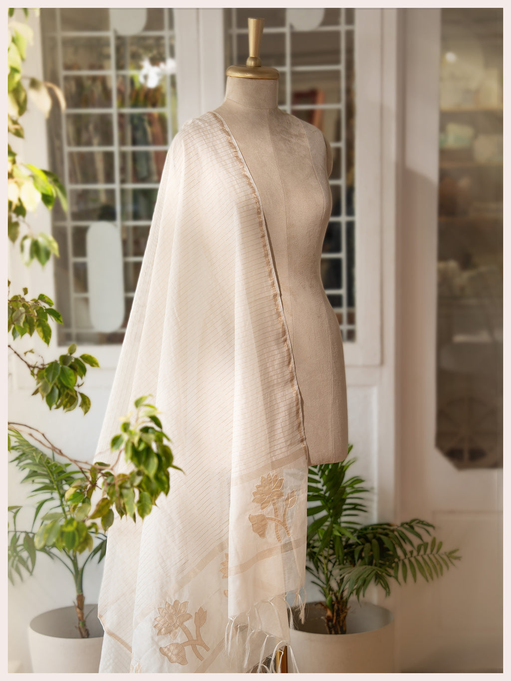 chanderi embroidery dupatta